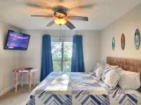 Mtn and Lake Views/Serene porches for family time! Hotels in Ruth B Rural Township