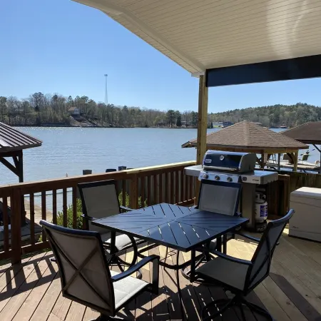 Lake Hamilton Lakefront! Main Channel Large Decks & Boat Dock! Spectacular View!