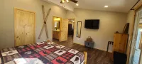 Lake Nokomis cabin