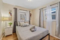 Cheerful Spacious Home near Lake Owasso Hotel dekat University of Northwestern – St. Paul