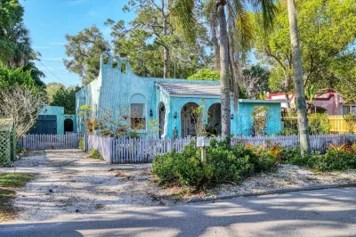 Downtown Sarasota, Casa de Zara