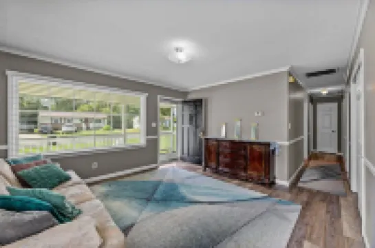 Charming 3-bedroom house in welcoming New Bern with WiFi, AC