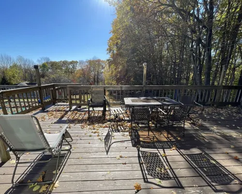 Bright, Large, Spacious Family Home Hotels in Keene