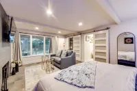 Luxury 4 Bedroom Villa with Pool