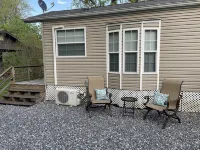 Get “Outta the Norm” in Bryson City, NC, Creekside Hotels in der Nähe von Mingus Mill