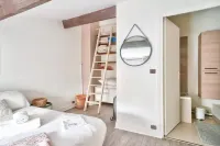 Duplex au Coeur de Paris Hôtels à : Paris