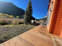Creekside Side Pet Friendly Retreat Hotels in Silverton