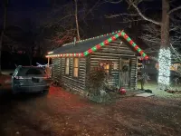 Little Dreamer log cabin