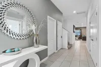 Huge 5 Star Resort Villa Near Disney-Pool-Spa-Game Room 24+Guests