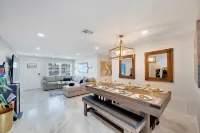 Luxury Retreat Largo - Beaches - 12PPL - Pool Spa