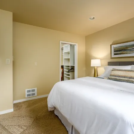 Fantastic Bellingham Bay View Condo just steps to Fairhaven Village & Boardwalk!