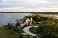 The Beach Estate, Panoramic Ocean Views, 5700 sqft Hotels in 