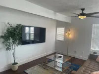 Modern Apartment Walk to Old Market