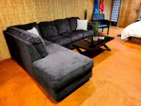 Beach Zen studio-3 miles to beach-private entrance & courtyard-pets allowed