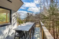 Boothbay area -- Newly renovated, near ocean, short drive to Botanical Gardens