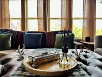 Welcome to A Scholarly Retreat, just a stroll from campus