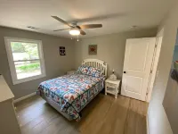 On Deck Upper: 3BR/2BA Unit in Surfside Beach, Walk to Beach & Pet Friendly!