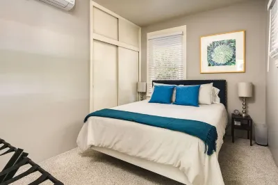 BIDWELL PARK BUNGALOW Stansbury Home附近的飯店