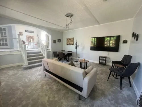 Crondall Stores Flat