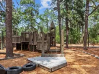 Beautiful, renovated ,clean 2BD,2BA condo in Pinehurst, Pool, Wifi , Cable etc Hotels in Pinehurst