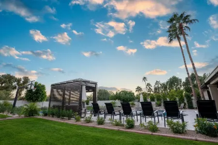 Desert Pickle-ball Paradise in Scottsdale