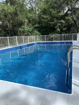 Hideaway_3 BR w/ Private Pool on wooded lot