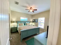 Bella Vita Beach House in Port Aransas, Private Heated Pool & Close to the beach