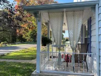 Peaceful cottage in farmland - close to Luray, Shenandoah River & National Park Hotels in Page County