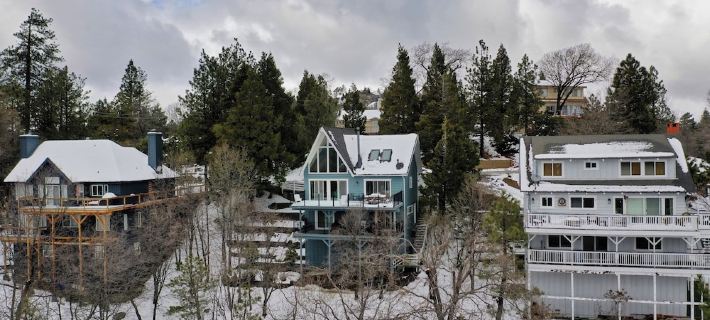 Starry Pines Chalet, Lake Views, Game Room, AC Ξενοδοχεία στην πόλη Lake Arrowhead