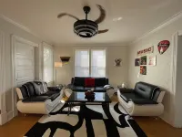 Enjoy this unique North Shore experience!