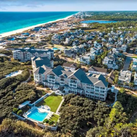 Direct Gulffront! BREATHTAKING 270 degree Ocean Views! Large 2600 sqft 3bdrm!