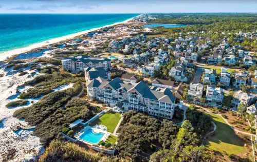Direct Gulffront! BREATHTAKING 270 degree Ocean Views! Large 2600 sqft 3bdrm!
