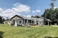 The Upper Peninsula's Hidden Gem - 3-Star