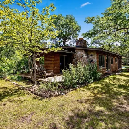 Lakeside Haven at Upper Hay Lake
