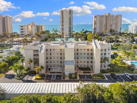 Cozy 2 bedroom-2 bath Condo