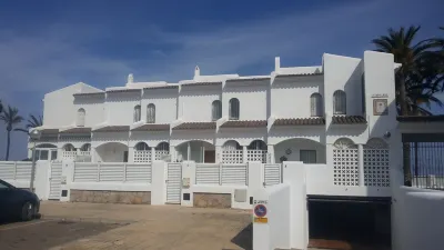 JORDI MAR - Exclusive house on the beach Hotels near alannia resort