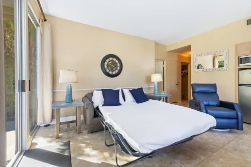 Condo paradise in Indian Wells.