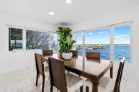 Intracoastal 2-bedroom condo near downtown West Palm Beach