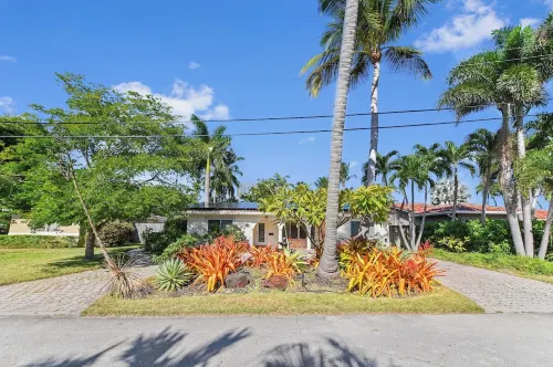 The Flamingo Villa: King BD, Fire Pit, Wifi & Arcade Game 10min to Ft.Lauderdale