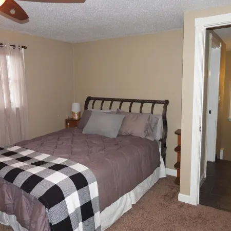 Close to trails! Cozy home base for your snowmobile adventures.