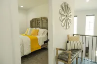 Family size, unique stay in a grain bin minutes from Lava, golfing and swimming