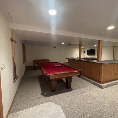 Cozy Log Cabin - Nature Escape - 5 Acres