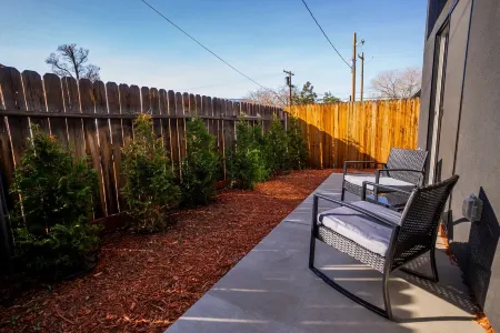 Self Check-In🔷500mbps🔷Pets OK🔷Walkers Paradise🔷2 Smart TV's🔷Arcade Machine Отели рядом с достопримечательностью «Университет Невада, Рино»