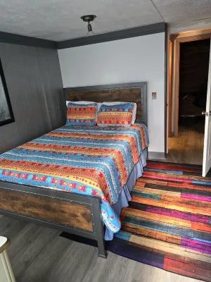 Beautifully  furnished 2nd floor  private 1 bedroom apt&kitchen& double GE range