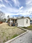 NOW BOOKING FOR WINTER! CUTE….COZY….COASTAL!! Quiet Neighborhood!