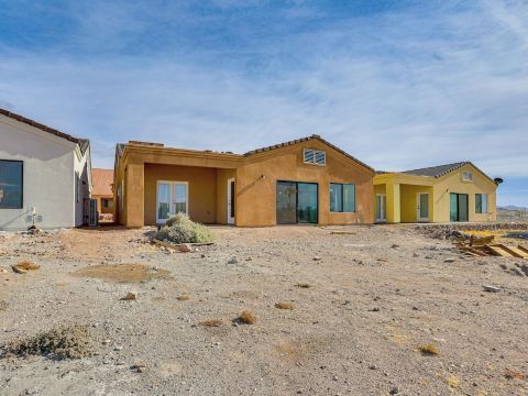 7 Mi to Golf: Mtn-view Retreat in Bullhead City