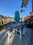 Teal Bay Getaway- Waterfront, 2 Masters, Pet Friendly, 5+ Bedrooms, Sleeps 17+
