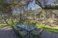The Butterfly House- Malibu Hillside Retreat Under the Stars