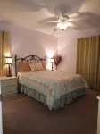 CLEAN Modern home, 3 bedrms, 1 double-sink bathrm,   65" TV  & 3 couches