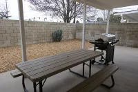 Spacious Home* 7 minutes to Disneyland Hotels near Pace Sportswear